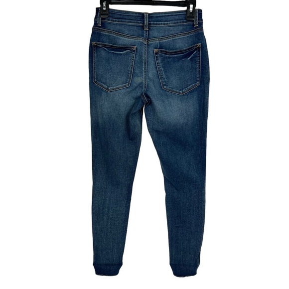 MAURICES Women’s High-Rise Blue Jeans Sz Small Short Distressed Ripped Stretch - Picture 3 of 13